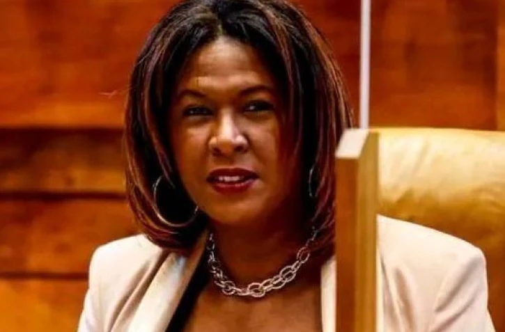  Céline Sitouze