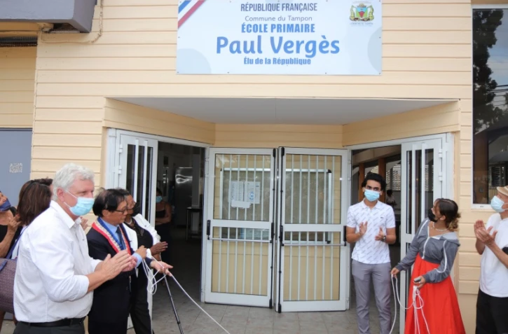 Le Tampon : l'école de Champcourt renommée Paul Vergès