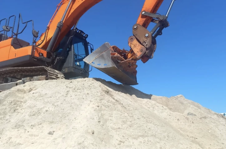 Saint-Paul: début des travaux de rechargement sédimentaire de la plage de l’Hermitage Nord