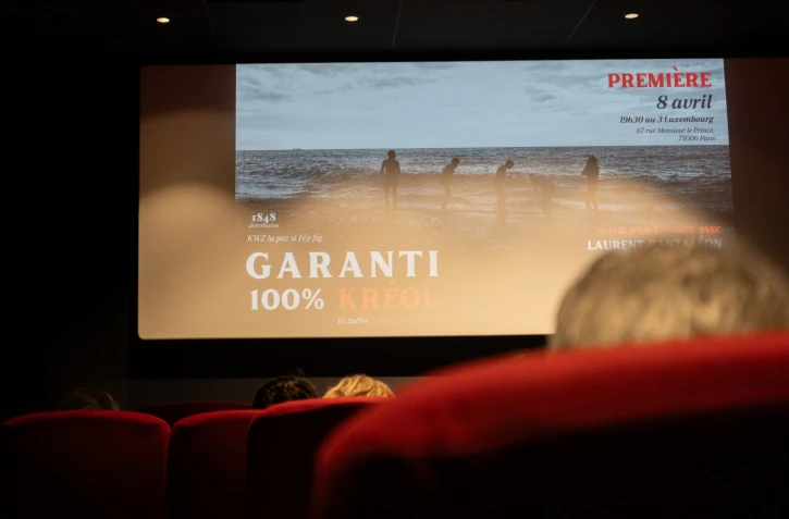 "Garanti 100 % kréol" : un film intime sur les croyances réunionnaises à l’affiche à Paris