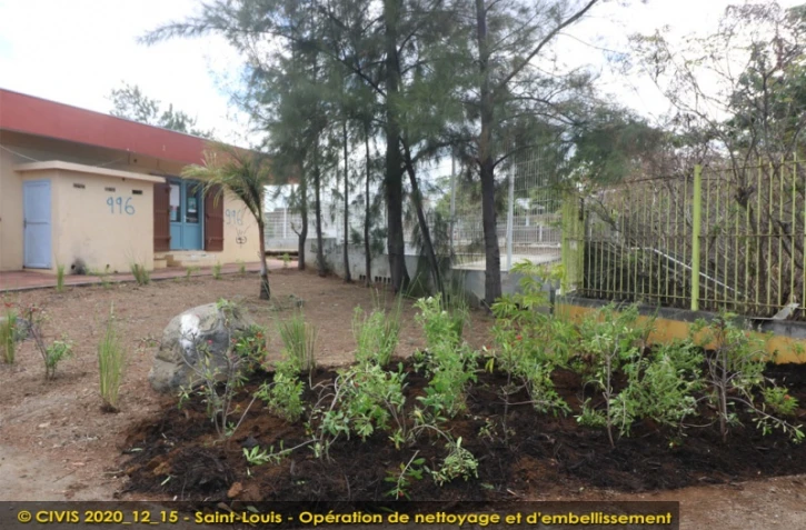Saint-Louis : opération de nettoyage et d'embellissement d'un lieu de dépôt sauvage