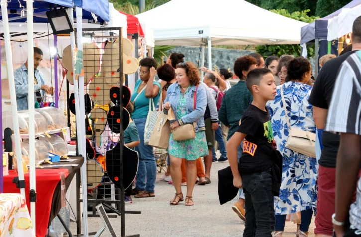 Saint-Denis : le Marché de Bancoul célèbre les mamans