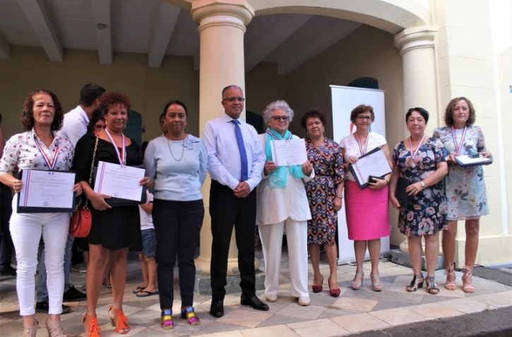 Remise de la médaille du travail à 120 agents du Département