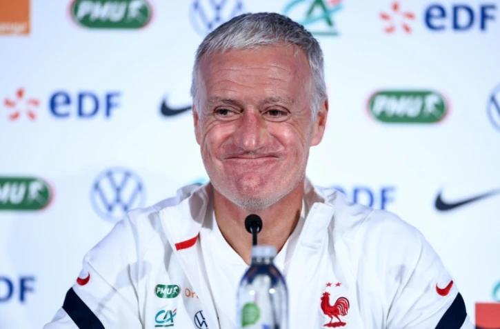 Le sélectionneur de l'équipe de France Didier Deschamps en conférence de presse au Stade de France à la veille du match contre la Suède le 16 novembre 2020 à Saint-Denis