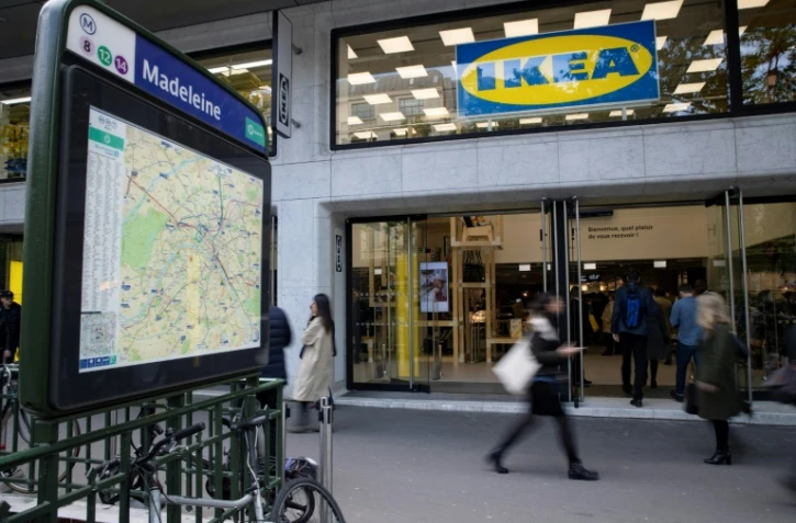 Le magasin Ikea place de la Madeleine Ă Paris, le 6 mai 2019