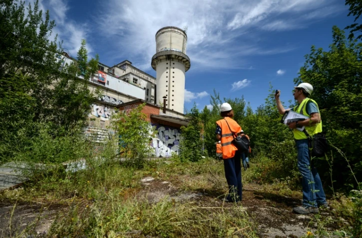 Une usine désaffectée à Besançon (Doubs) en juillet 2017