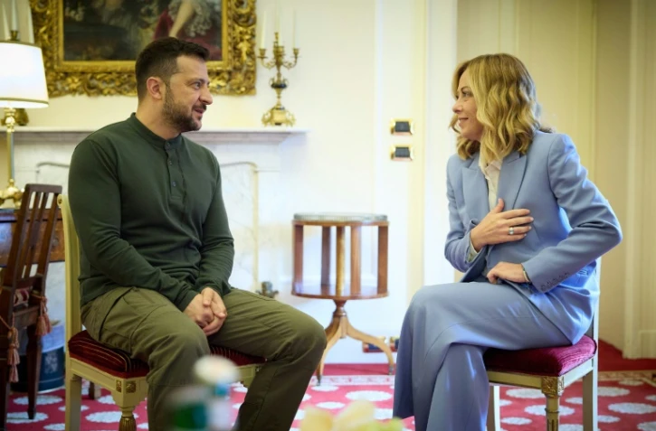 Le président ukrainien Volodymyr Zelensky et la Première ministre italienne Giorgia Meloni lors d'une rencontre en marge du forum économique The European House - Ambrosetti, le 7 septembre 2024 à Cernobbio, en Italie