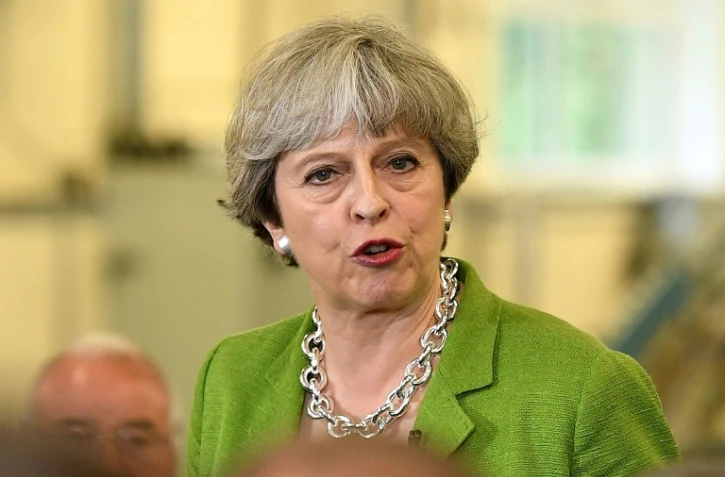 La Première ministre britannique Theresa May lors d'un déplacement de campagne pour les législatives à Bath, en Angleterre, le 31 mai 2017