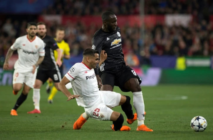 Pas de vainqueur dans le choc entre le Séville FC du défenseur Gabriel Mercado (N.23) et Manchester United au stade Sanchez Pizjuan, le 21 février 2018 