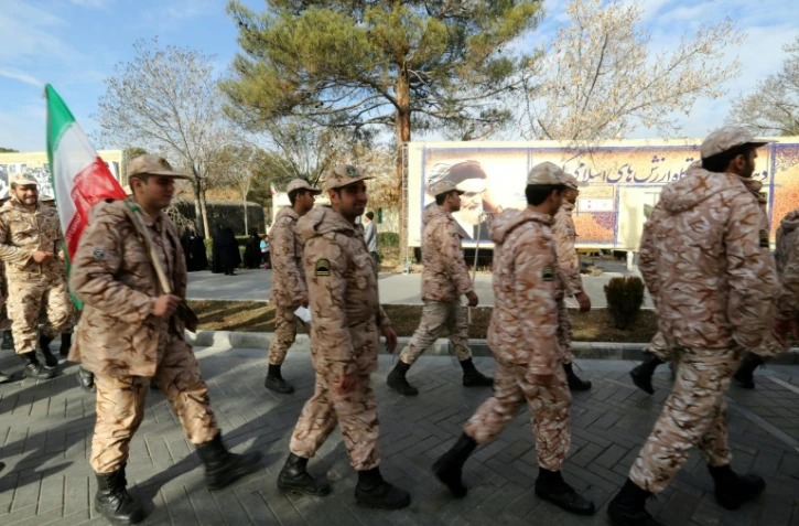 Des soldats iraniens, le 1er février 2016 dans le sud de Téhéran