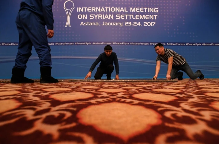 Préparatifs pour les premiers pourparlers entre les rebelles syriens et les représentants du régime de Damas, à l'hôtel Rixos d'Astana, le 22 janvier 2017 au Kazakhstan