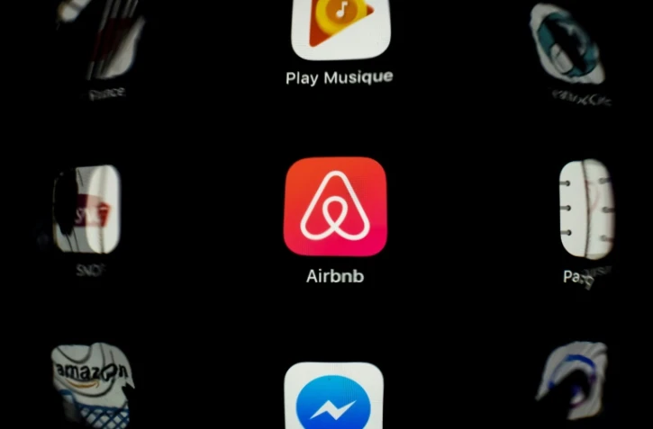 Face au formidable succès de la plateforme touristique Airbnb, les métroples européennes s'organisent