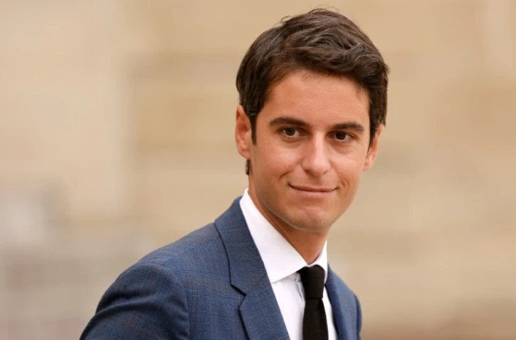 Le porte-parole du gouvernement Gabriel Attal à la sortie de l'Elysée, le 7 juillet 2021 à Paris
