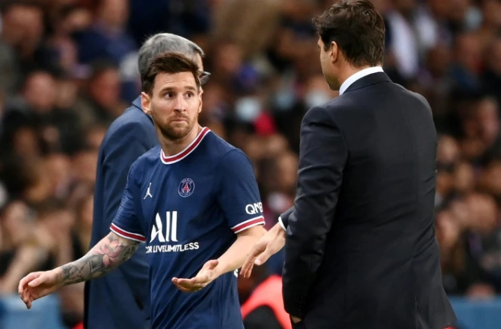 La mégastar du PSG Leo Messi sortie par précaution par Mauricio Pochettino contre Lyon au Parc des Princes, le 19 septembre 2021 