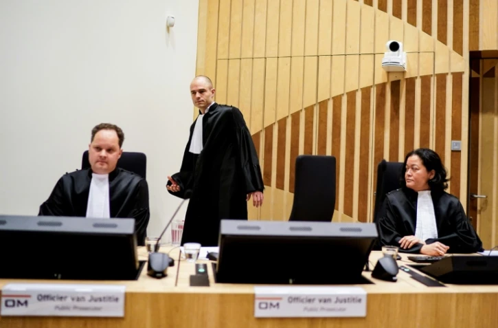 Procès à Schiphol de quatre suspects accusés d'avoir provoqué l'explosion en 2014 du vol MH17 au-dessus de l'Ukraine tuant les 298 personnes à bord