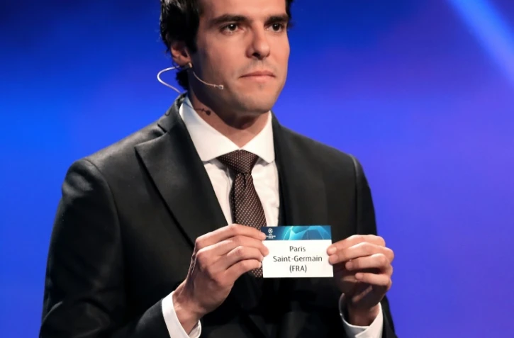 L'ancien international brésilien Kaka tire au sort le Paris-Saint-Germain pour la phase de poules de la Ligue des champions, le 30 août 2018 à Monaco