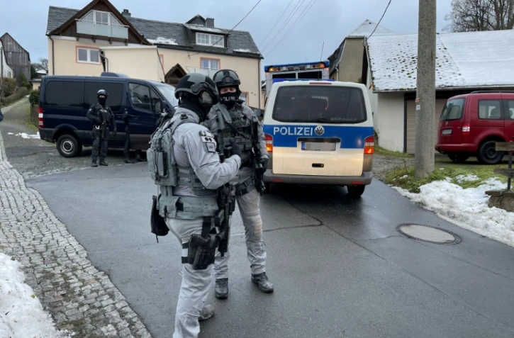 Opération des forces spéciales de la police allemande contre un groupe complotiste et d'extrême droite préparant un coup d'Etat, le 7 décembre 2022 à Bad Lobenstein, dans l'est de l'Allemagne