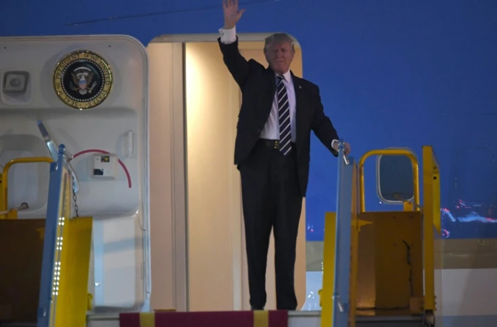 Le président américain Donald Trump, arrivant à Hanoï, au Vietnam, le 11 novembre 2017