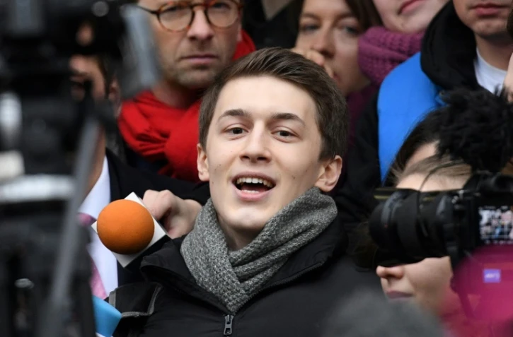 L'étudiant et blogueur russe Egor Joukov près du tribunal moscovite qui l'a condamné à 3 ans de prison avec sursis, le 6 décembre 2019