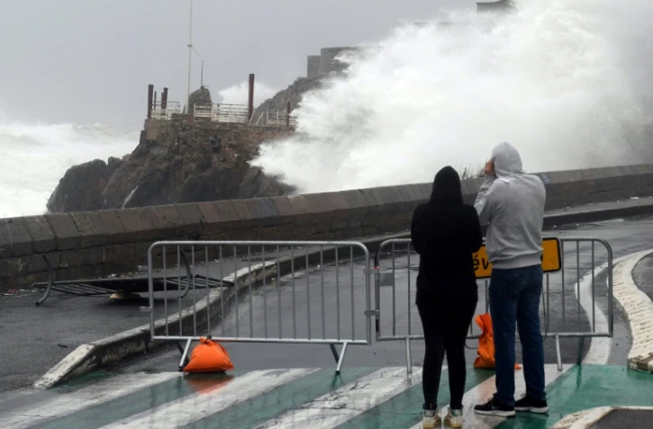 La côte balayée par des vents violents le 13 octobre 2016 à Sète 