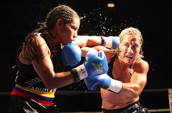 Vendredi 9 septembre 2011 - Gala de boxe Millenium World Championship au stade Jean Ivoula
