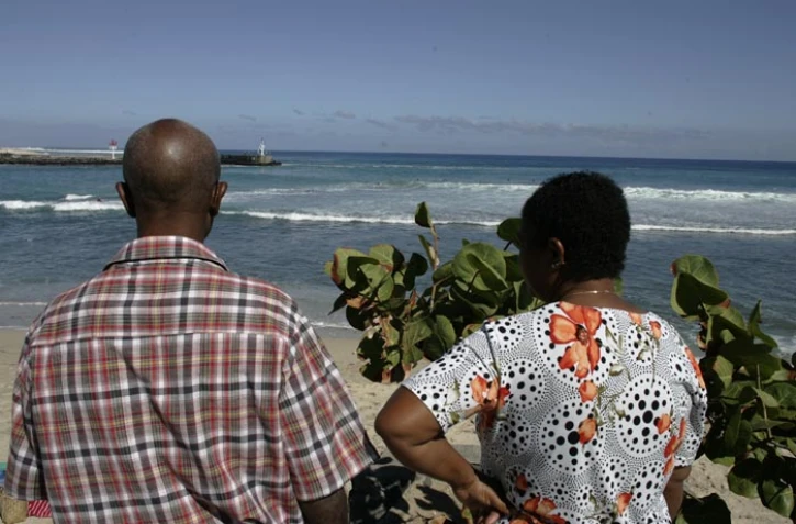 Plage des Roches Noires