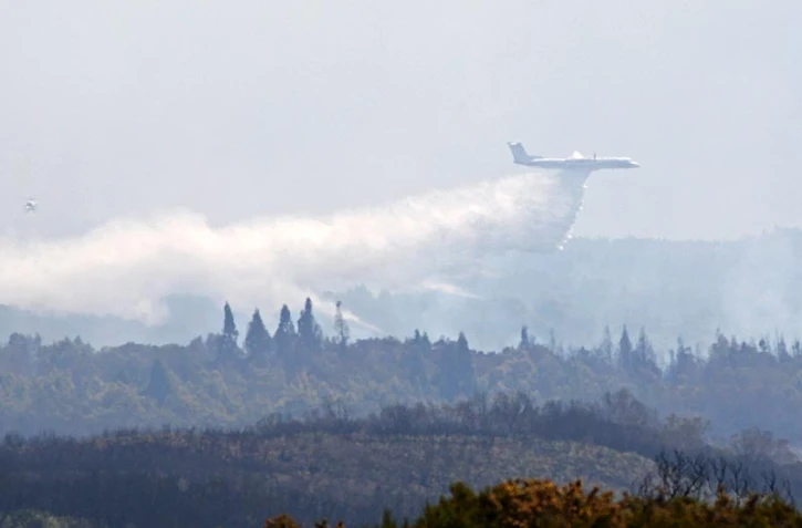 Jeudi 3 Novembre 2011
Le bombardier d'eau entre en action