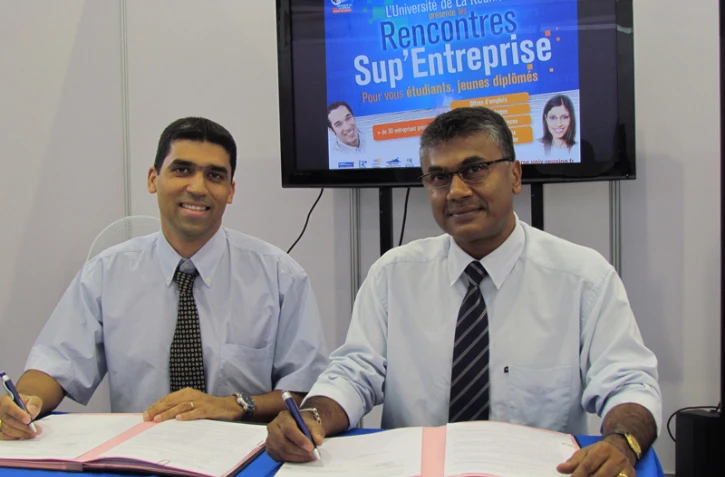 Signature d'un accord cadre entre l'Université et le Pôle emploi (Photo D.R.)
