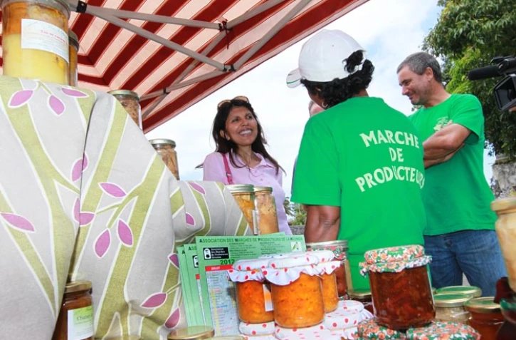 Samedi 26 Novembre 2011
Marché des producteurs photo Le Prince