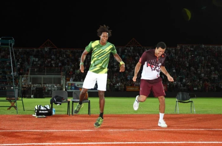 Vendredi 2 Décembre 2011

Tennis - Match exhibition à Saint-Pierre entre Jo-Wilfried Tsonga et Gaël Monfils photo image reunion.re