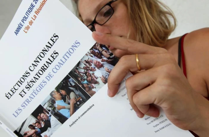 Ouvrage universitaire sur l'année politique 2011