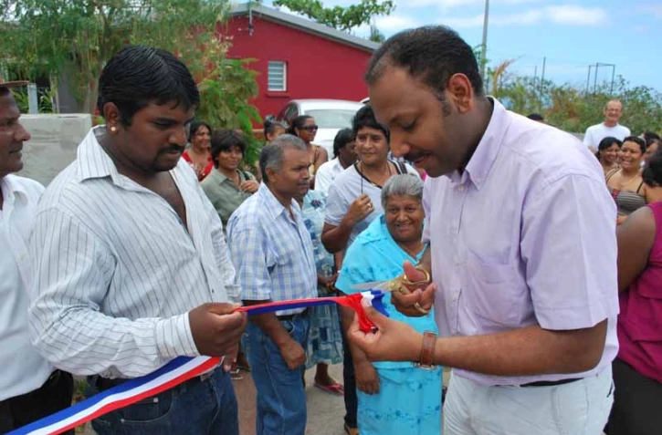 Jeudi 22 décembre 2011, l'inauguration de la maison de quartier du Portail - Piton Saint-Leu