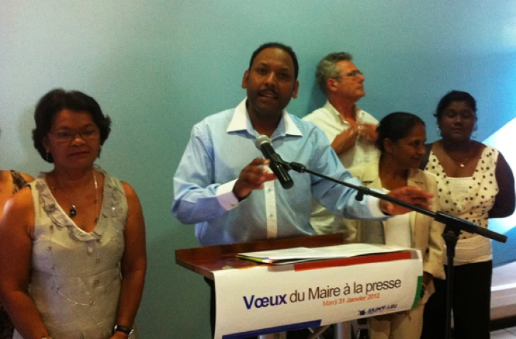 Saint-Leu - Mercredi 31 janvier 2012 - Le maire Thierry Robert présente ses v?ux à la presse