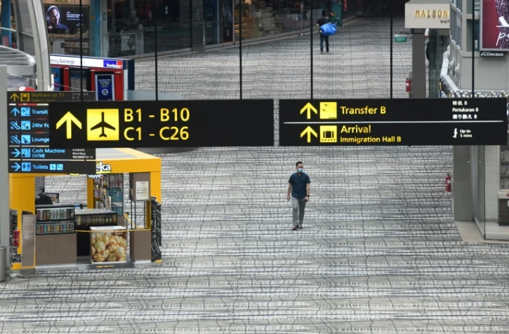 La reprise espérée du trafic aérien a fait long feu et les compagnies aériennes appellent à l'aide