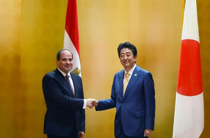 Le président égyptien Abdel Fattah al-Sisi et le Premier ministre japonais Shinzo Abe, à Osaka le 27 juin 2019