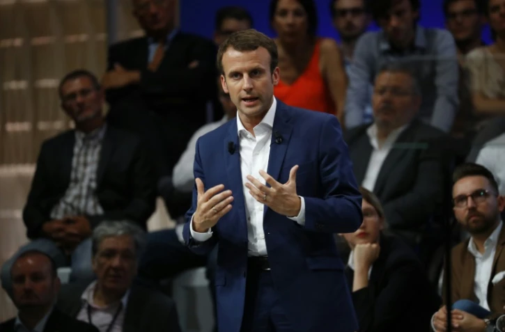 Emmanuel Macron pendant une réunion publique de son mouvement "En Marche" à La Maison de la Mutualité à Paris le 12 juillet 2016