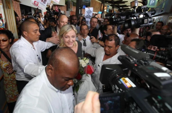 Mardi 7 Février 2012
La présidente du Front National est arrivée à La Réunion