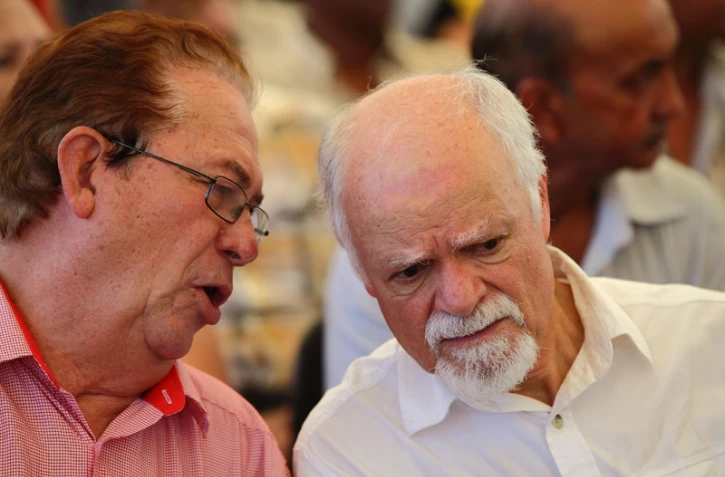 Dimanche 19 Février 2012
Le PCR a désigné ses candidats photo Philippe Boyer pour imaz press reunion