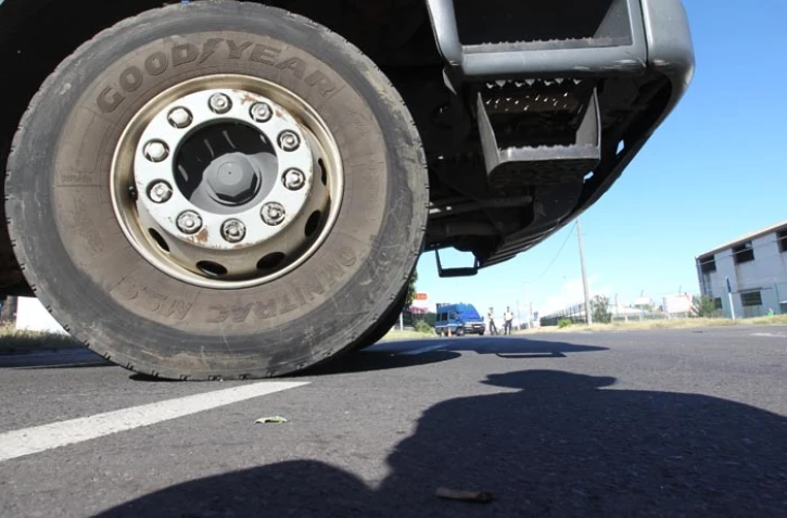 Mardi 21 Février 2012

Barrage des transporteurs devant  la SRPP