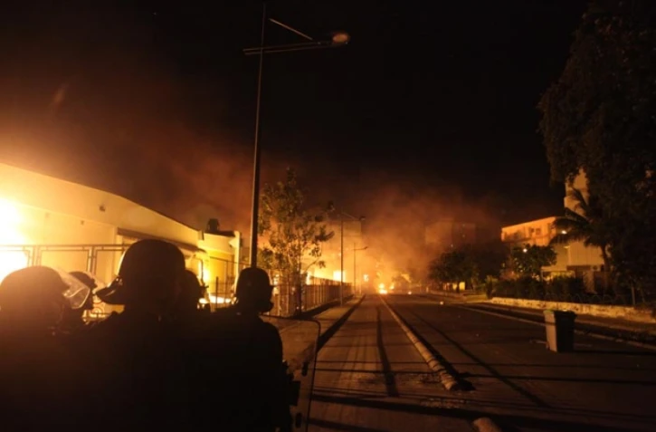 Mercredi 22 février 2012 - Nouvelle nuit d'émeutes