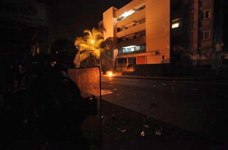 Jeudi 23 février 2012 - Troisième nuit d'incidents au Chaudron
