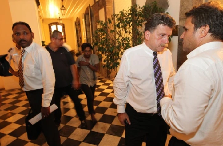 Vendredi 24 Février 2012

Fin de la table ronde à la préfecture