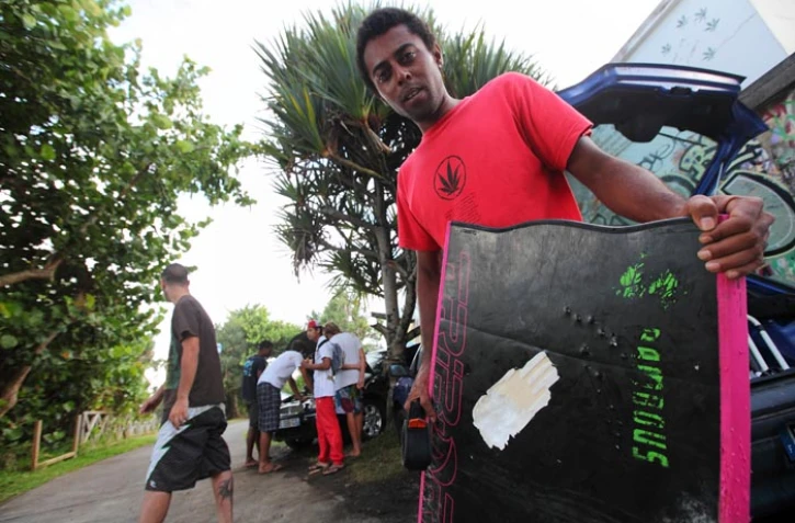 Lundi 5 mars 2012 - Un bodyboarder attaqué par un requin à Saint-Benoît (Photo image-reunion.re pour www.ipreunion.com)