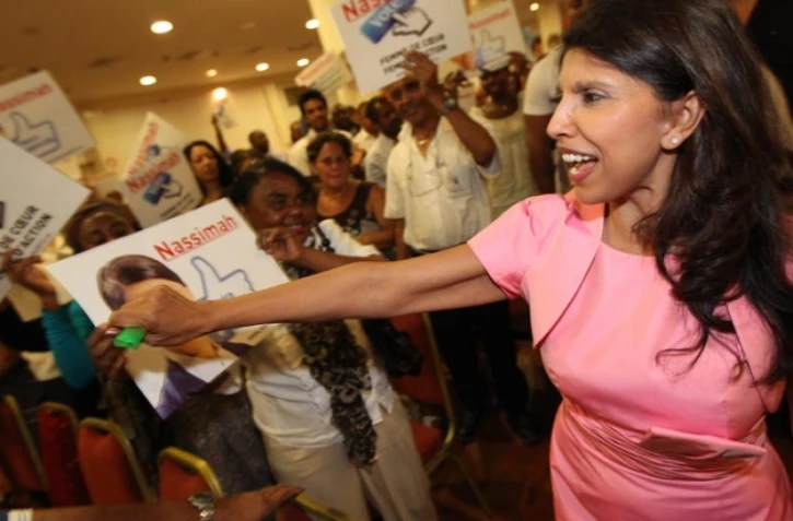 Jeudi 8 mars 2012 - Meeting de Nassimah Dindar