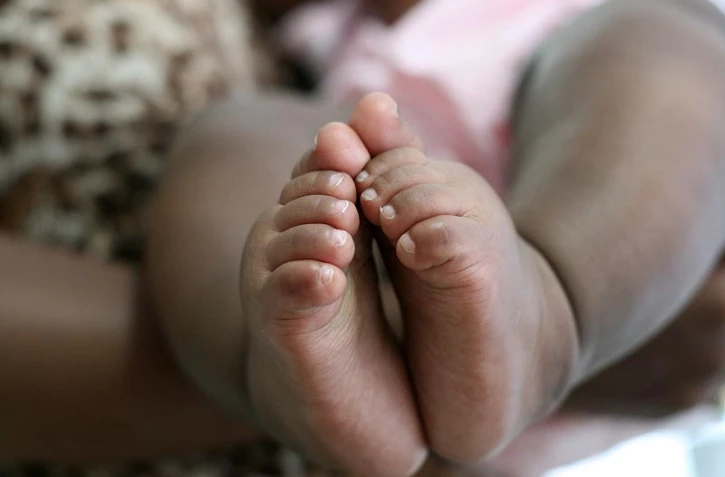 Les colliers de dentition en ambre dangereux pour les bébés