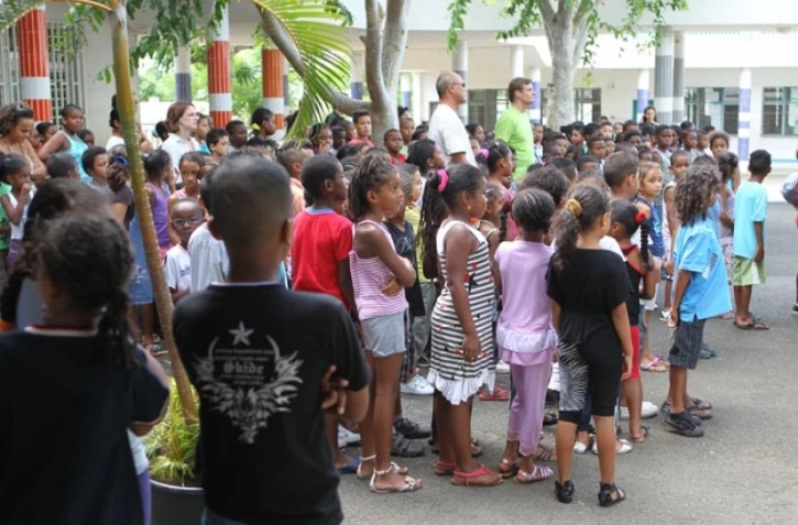 Mardi 20 Mars 2012
Minute de silence à l'école primaire Georges Thiébaut du Port