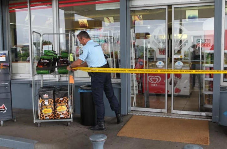 Jeudi 29 Mars 2012
Braquage dans la station service Shell