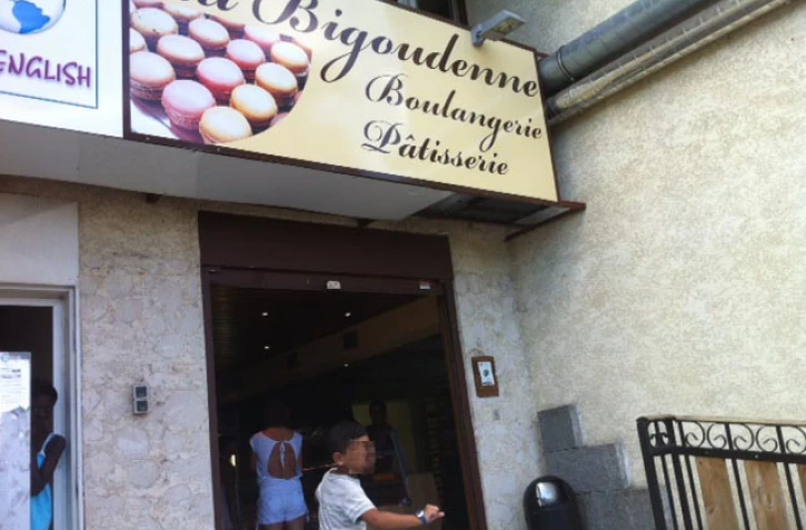 Samedi 31 mars 2012 - La Possession - Une boulangerie a été braquée dans le centre-ville