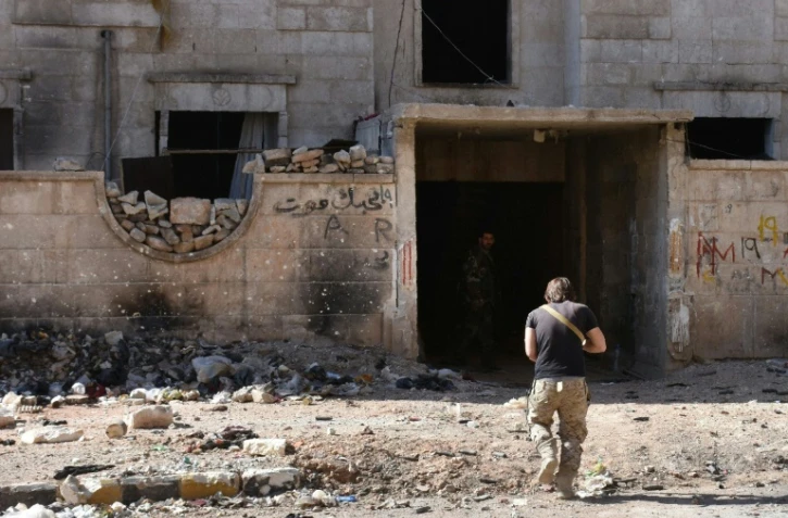 Un soldat syrien pro-gouvernement à l'est d'Alep, le 4 novembre 2016 