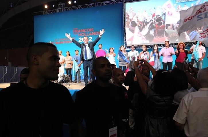 Samedi 31 mars 2012 - Présidentielle - Meeting de François Hollande au parc des expositions de Saint-Denis